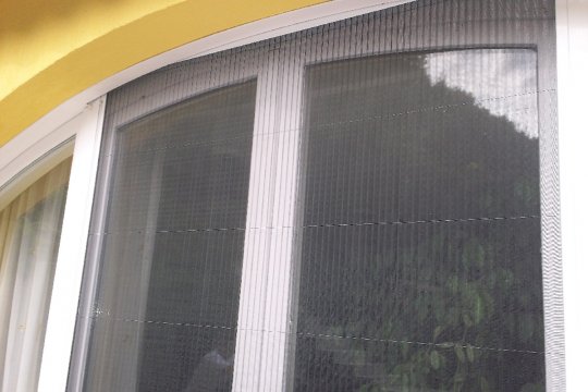 Szúnyogháló műanyag ablakra utólag